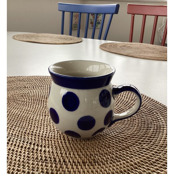 Kop 0,2 L i polsk keramik stent�j med store bl� prikker