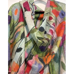 Smukt t�rkl�de med blomster i uld fra Cashmere 