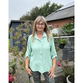 Mint farvet skjorte i viskose