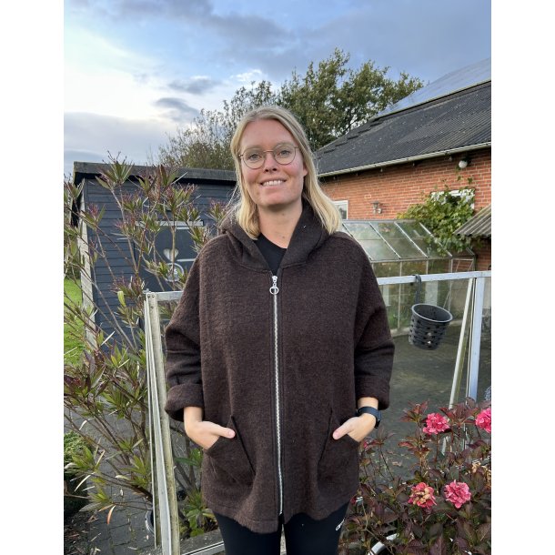 Oversize jakke med lynls og lommer