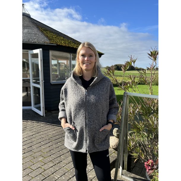 Oversize jakke med lynls og lommer taube farvet