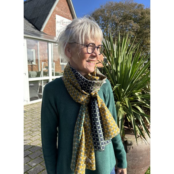 L�kkert aflangt t�rkl�de i uld fra Cashmere