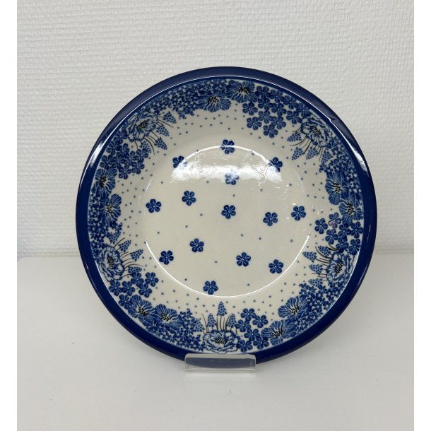 Dyb tallerken i polsk keramik med bl blomster