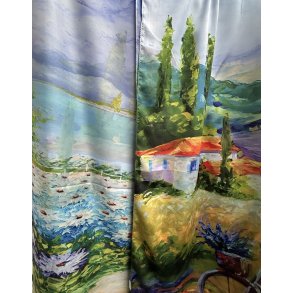 Stort smukt t�rkl�de med motiv p� for- og bagsider