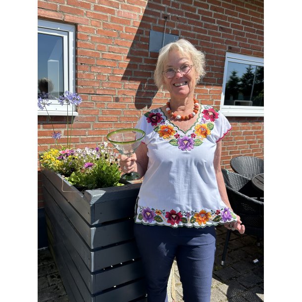 Mexicansk hvid bluse med broderi