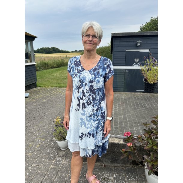 To lags bomulds kjole hvid og bl�