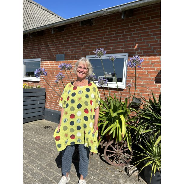 Oversize bomulds bluse med bomber