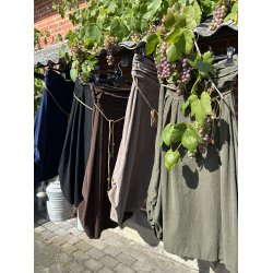 Lang fl�jls nederdel