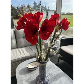Stor r�d kunstig amaryllis