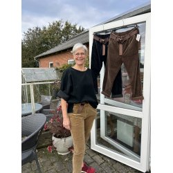 Fl�jlsbukser med b�lte