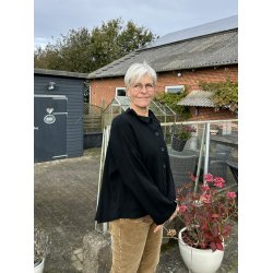 Sort strik cardigan l�ngere bag 