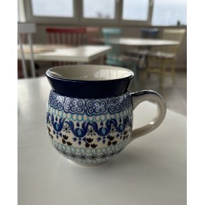Krus i polsk stent�j med bl�t m�nster