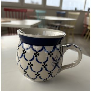 Krus i polsk stent�j med traditionelt bl�t m�nster 