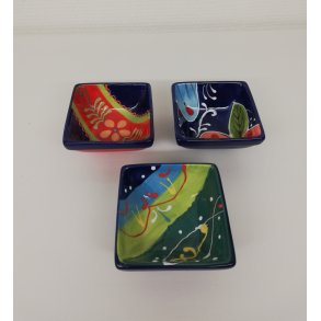 Lille kvadratisk sk�l spansk keramik 