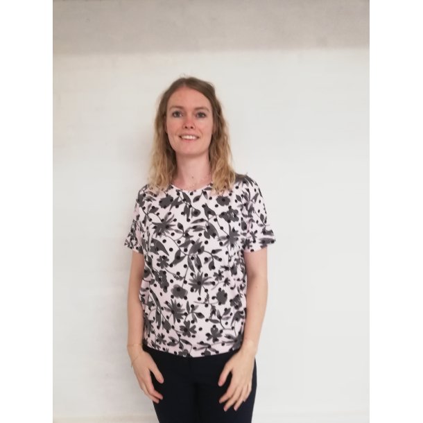 Mansted bluse rummelig model black print 