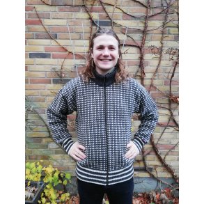 Norsk trje med lang lynls