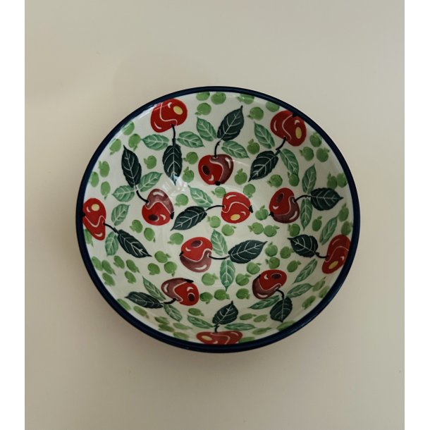 Ymersk�l med r�de �bler