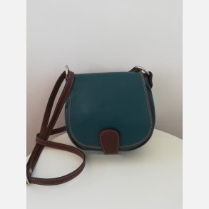 Skuldertaske i lkkert skind 