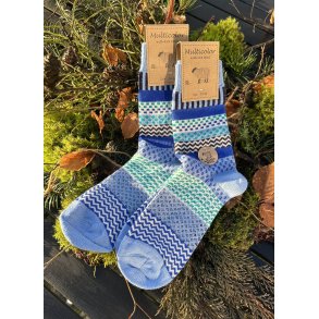 To par flotte og farverige strmper i 45% uld. 